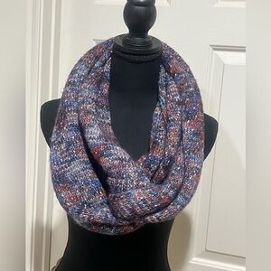 LOFT INFINITY SWEATER KNIT SCARF BLUE PINK CONFETTI METALLIC COLOR.